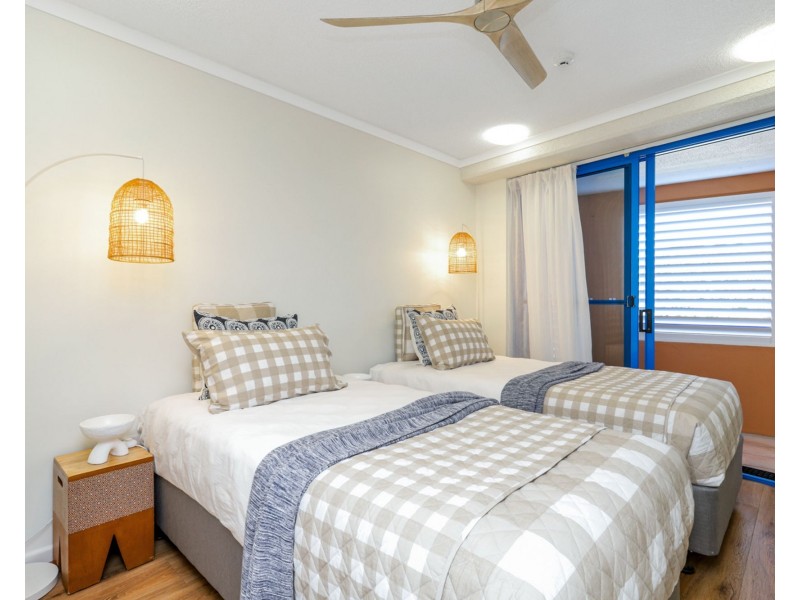 13/1 Raleigh Street, Golden Beach QLD 4551