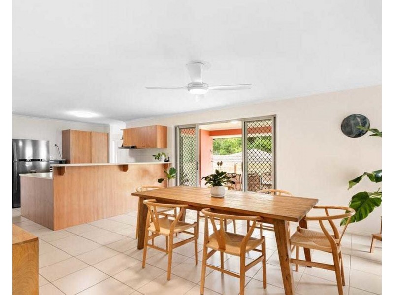 30 Carisbrook Court, Little Mountain QLD 4551