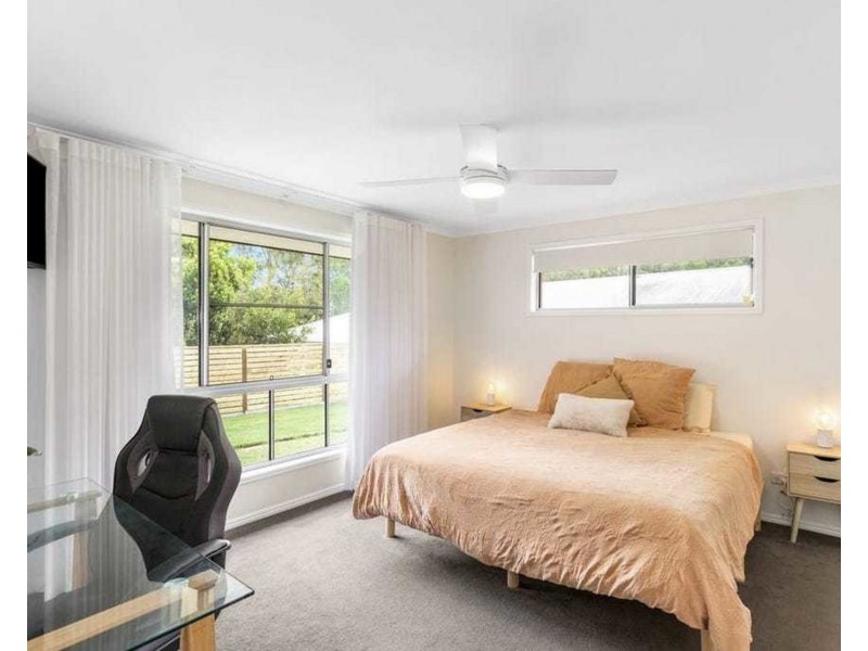 30 Carisbrook Court, Little Mountain QLD 4551