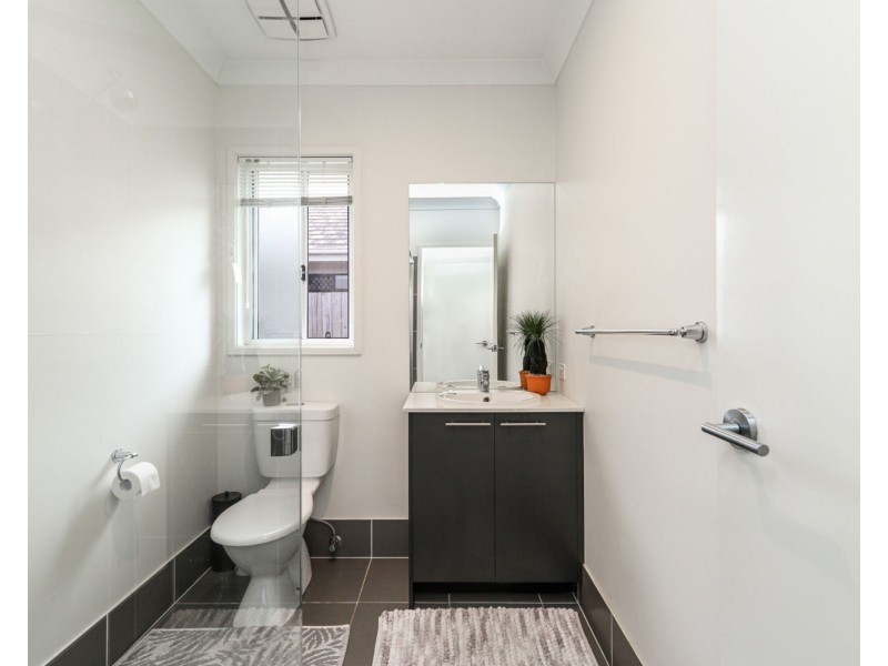 43 Amber Drive, Caloundra West QLD 4551