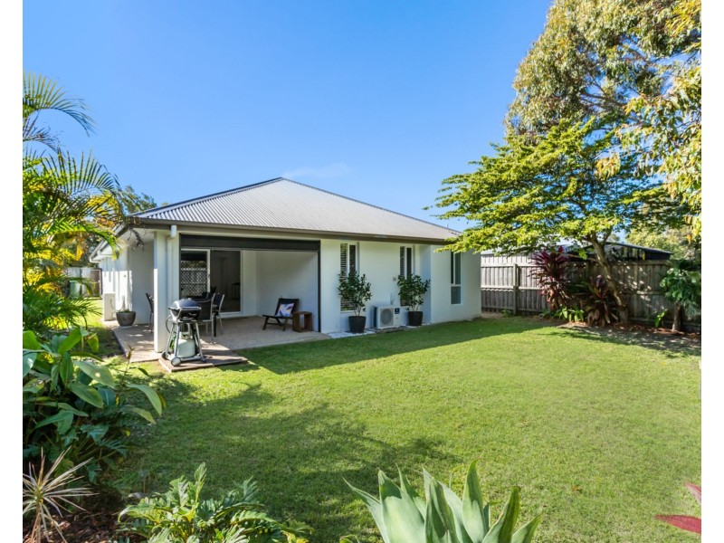 25 Macintyre Crescent, Pelican Waters QLD 4551