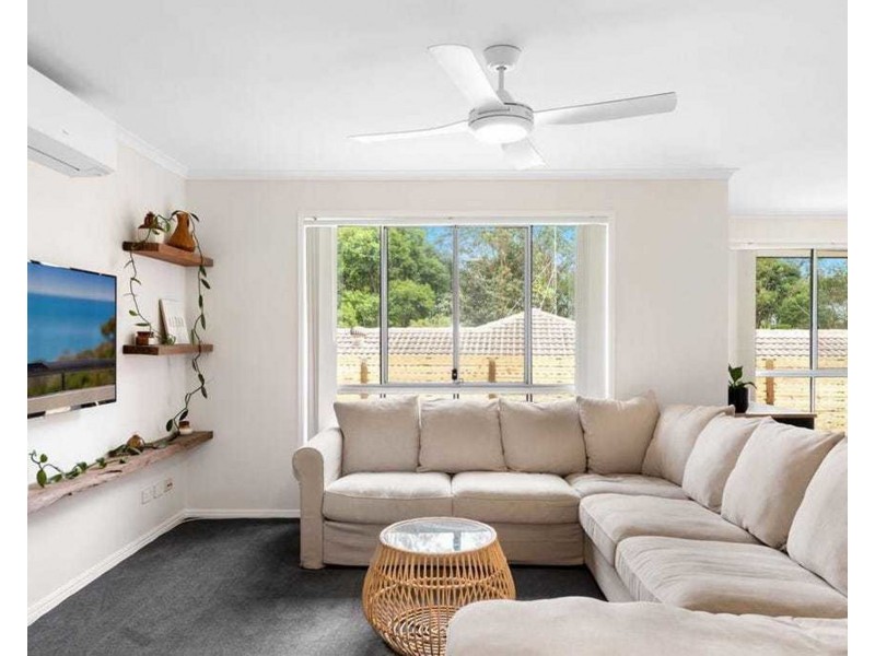 30 Carisbrook Court, Little Mountain QLD 4551