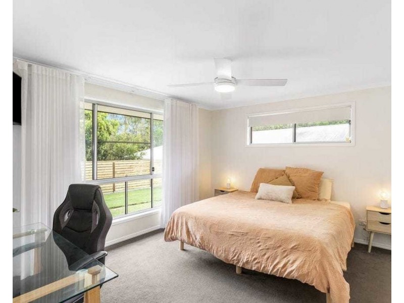 30 Carisbrook Court, Little Mountain QLD 4551