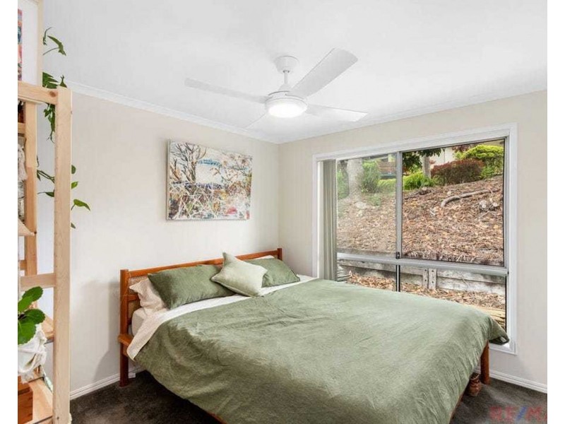 30 Carisbrook Court, Little Mountain QLD 4551