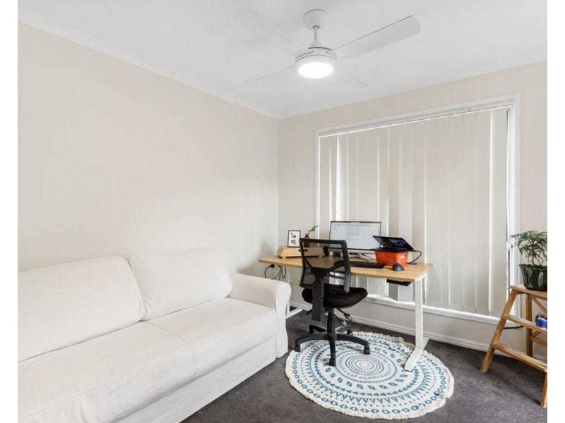 30 Carisbrook Court, Little Mountain QLD 4551