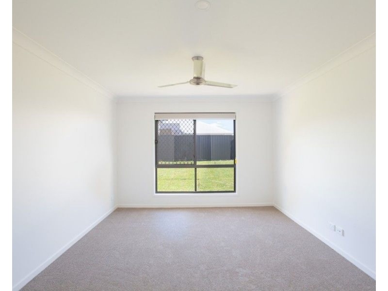 12 Balmoral Crescent, Southside QLD 4570