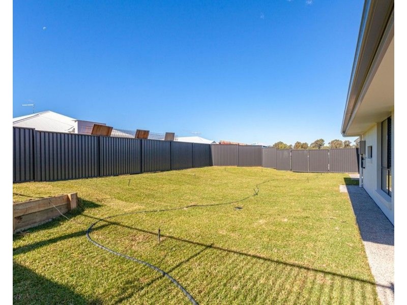 12 Balmoral Crescent, Southside QLD 4570