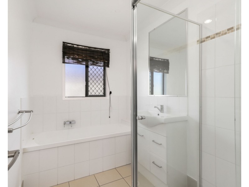 35 Howitt Street, Caloundra West QLD 4551
