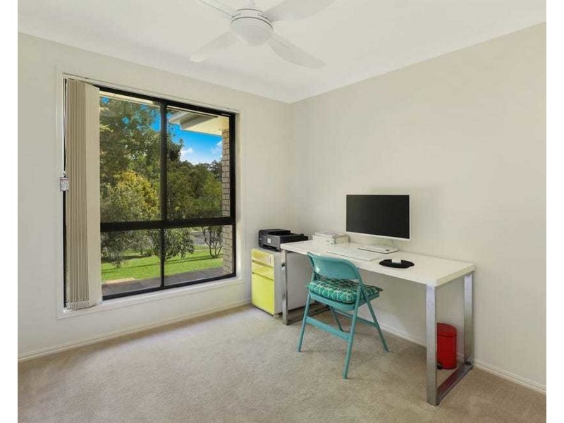 9 Olivia Court, Landsborough QLD 4550