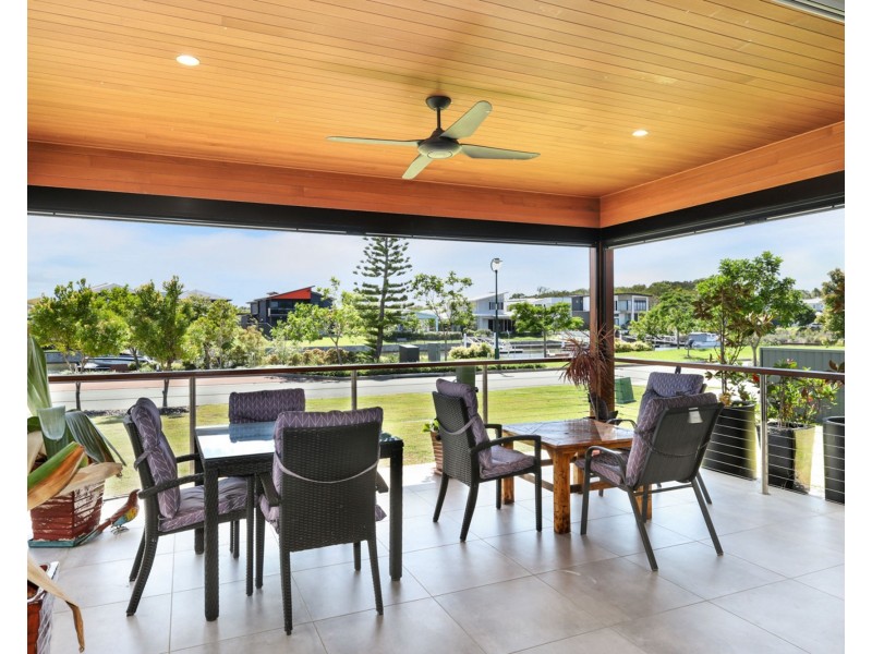 35 Marina View Drive, Pelican Waters QLD 4551