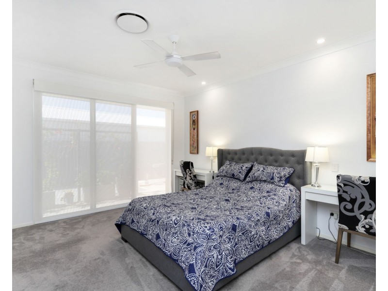 35 Marina View Drive, Pelican Waters QLD 4551