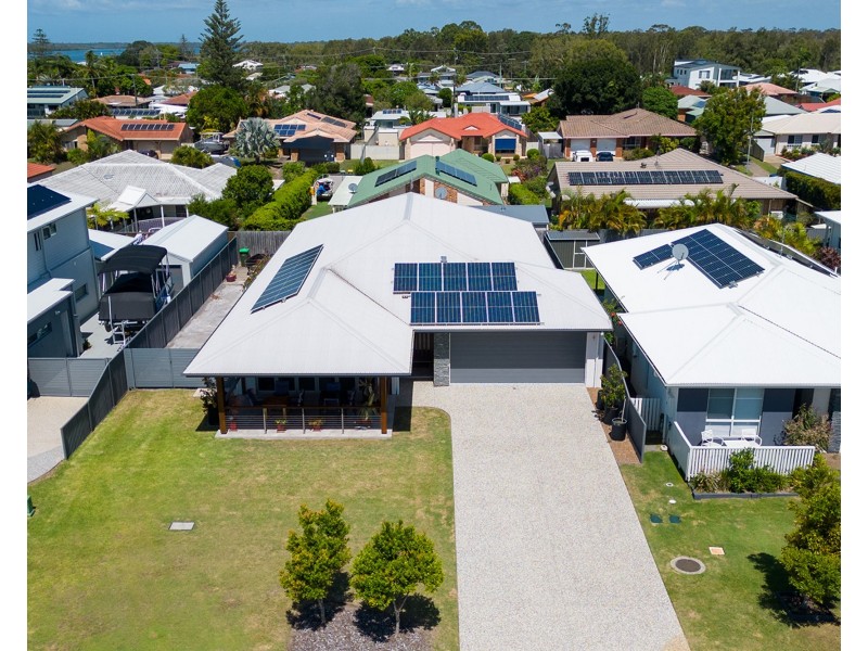 35 Marina View Drive, Pelican Waters QLD 4551