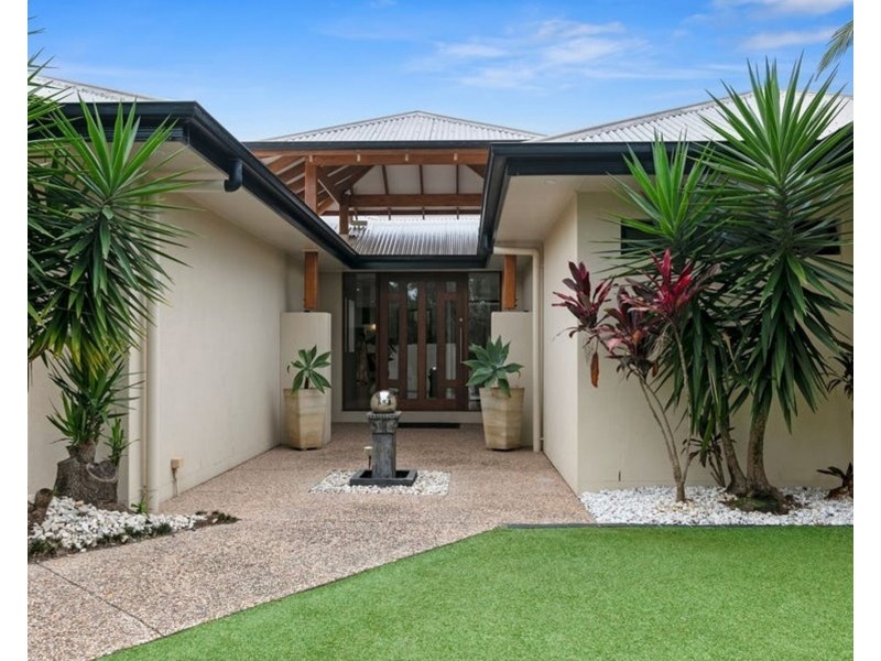 14 Ballinger Place, Pelican Waters QLD 4551