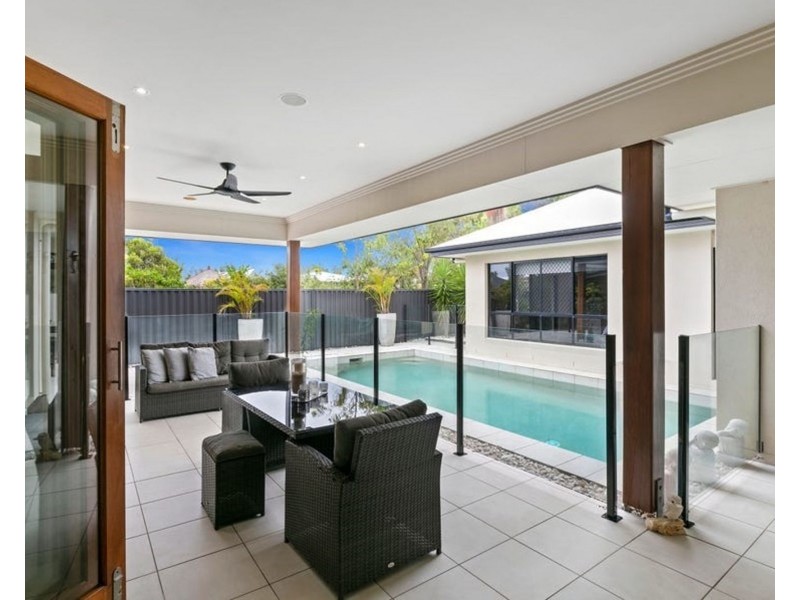 14 Ballinger Place, Pelican Waters QLD 4551