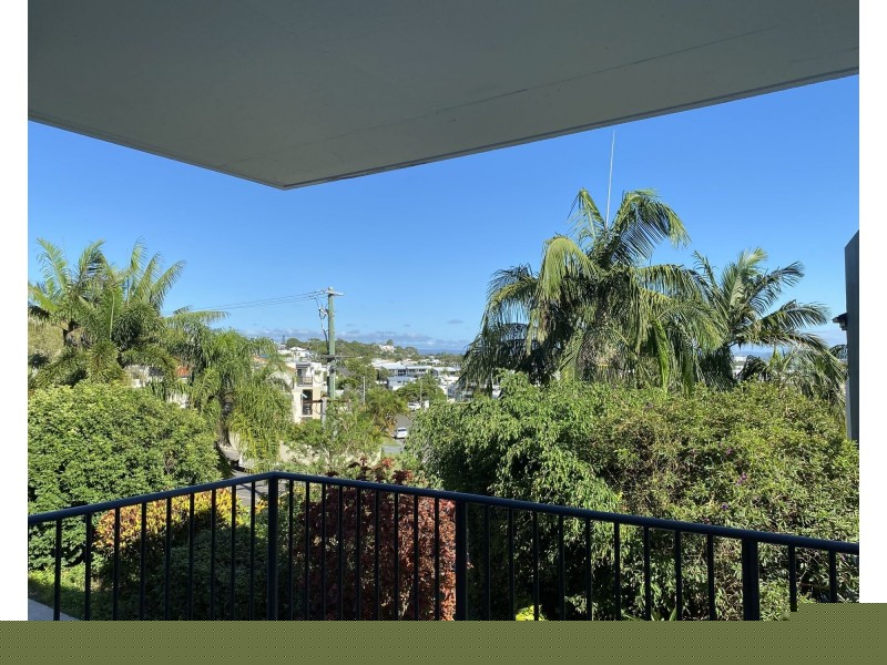 4/10-12 Buderim Avenue, Alexandra Headland QLD 4572