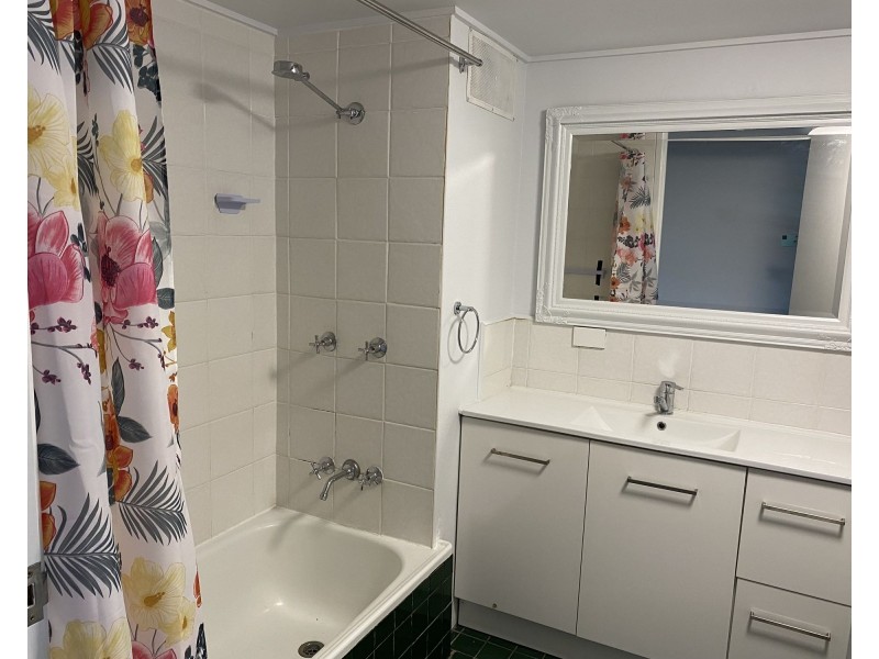 4/10-12 Buderim Avenue, Alexandra Headland QLD 4572