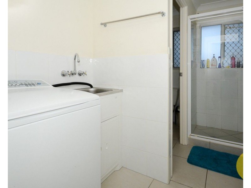 1/6 Goonawarra Drive, Mooloolaba QLD 4557