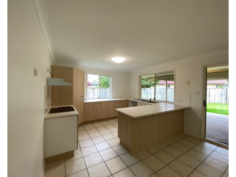 14 Pembroke Crescent, Sippy Downs QLD 4556