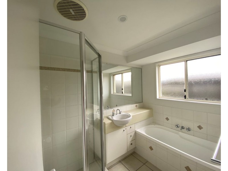 14 Pembroke Crescent, Sippy Downs QLD 4556