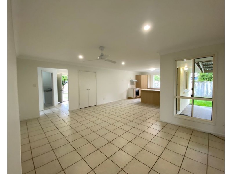 14 Pembroke Crescent, Sippy Downs QLD 4556