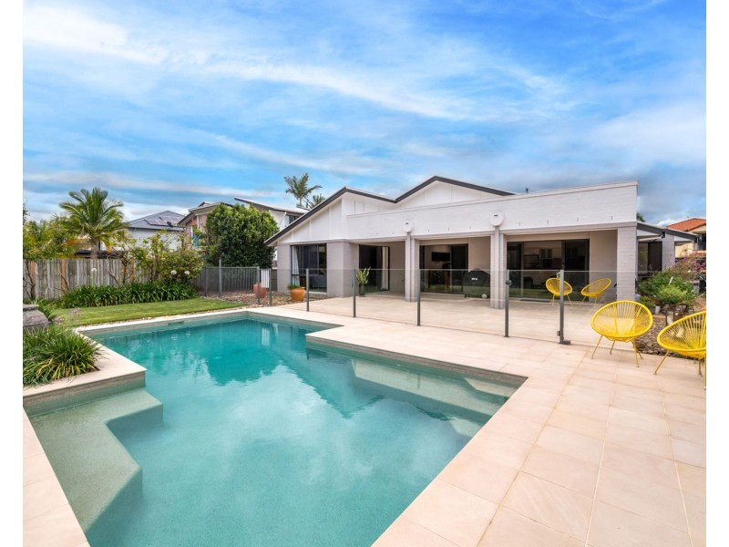 6 Kuthar Street, Pelican Waters QLD 4551