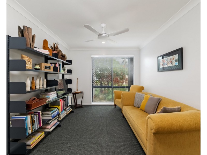 6 Kuthar Street, Pelican Waters QLD 4551