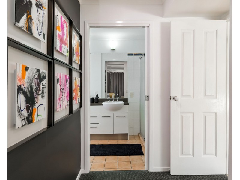 6 Kuthar Street, Pelican Waters QLD 4551