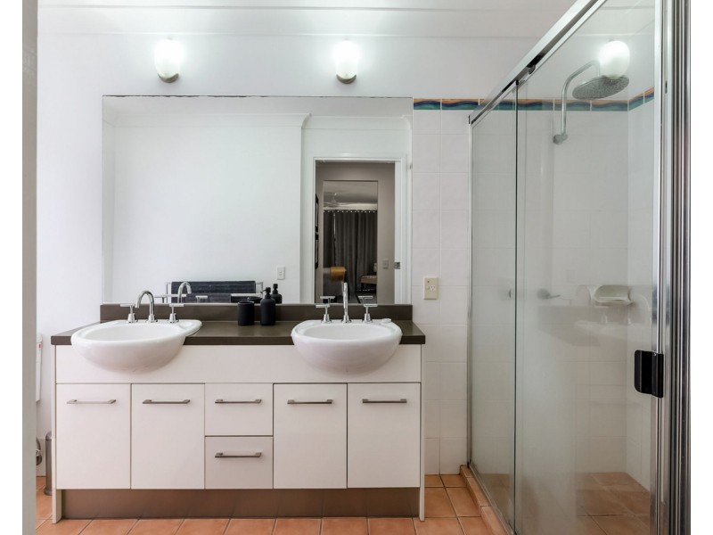 6 Kuthar Street, Pelican Waters QLD 4551