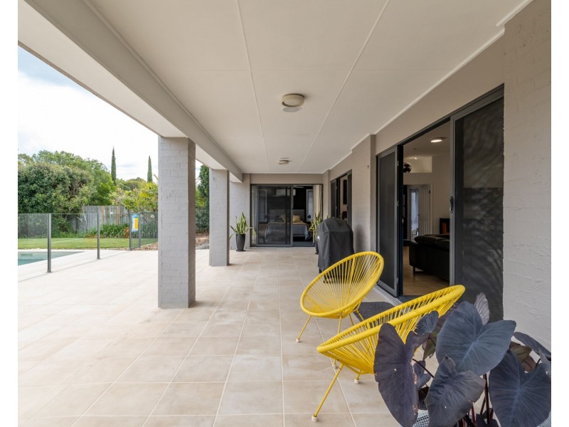 6 Kuthar Street, Pelican Waters QLD 4551