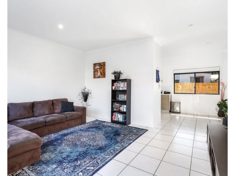 2/9 Mill Street, Landsborough QLD 4550