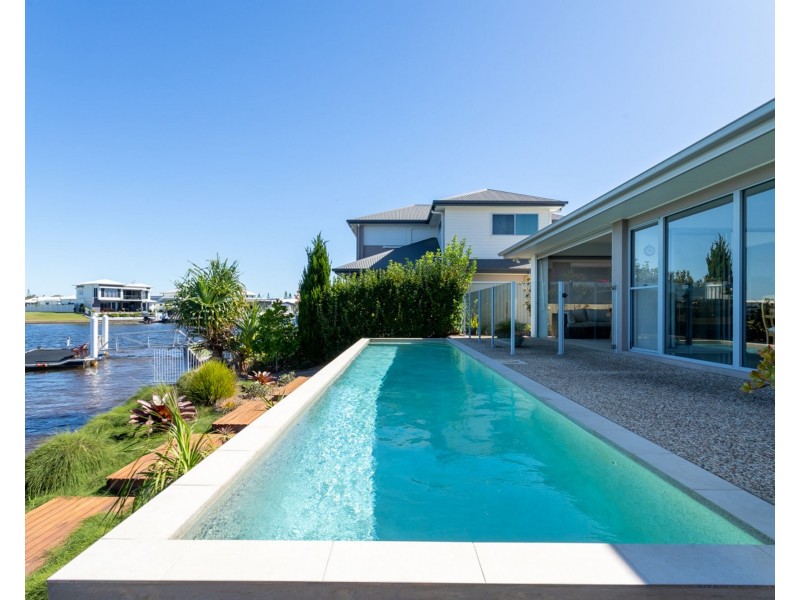 60 The Passage, Pelican Waters QLD 4551
