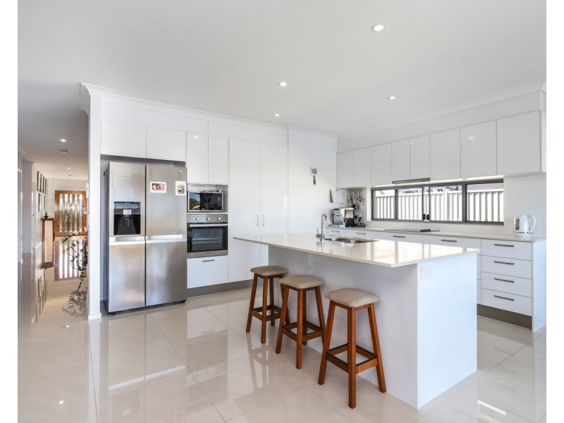 60 The Passage, Pelican Waters QLD 4551