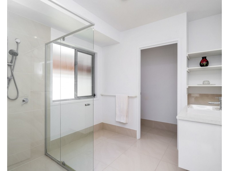 60 The Passage, Pelican Waters QLD 4551