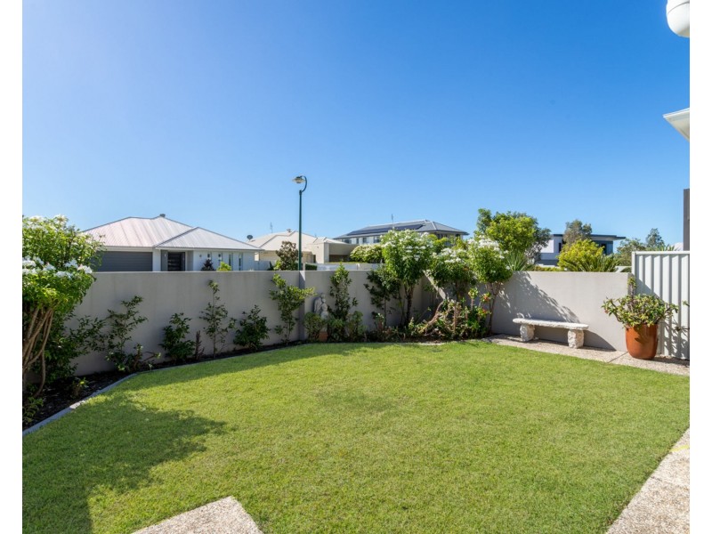 60 The Passage, Pelican Waters QLD 4551