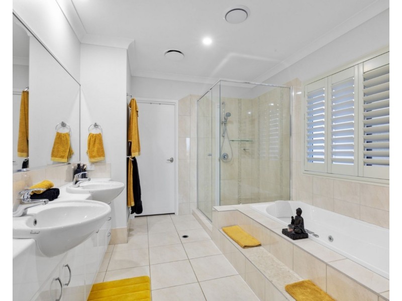 21 Webb Ellis Court, Pelican Waters QLD 4551