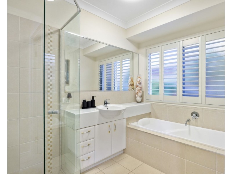 21 Webb Ellis Court, Pelican Waters QLD 4551