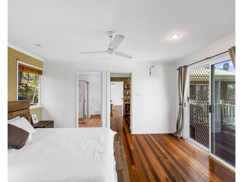 15 Taree Court, Kuluin QLD 4558