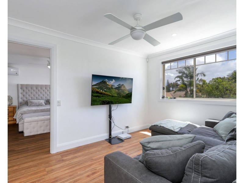 4 Firefly Street, Pelican Waters QLD 4551