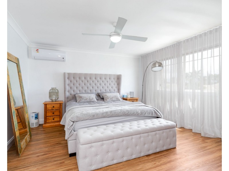 4 Firefly Street, Pelican Waters QLD 4551