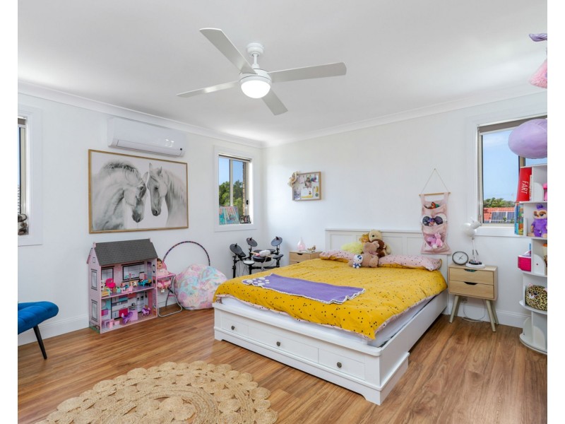 4 Firefly Street, Pelican Waters QLD 4551