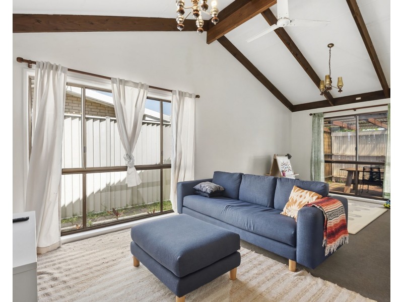 24 Saleng Crescent, Warana QLD 4575
