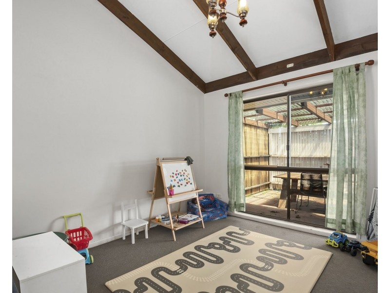 24 Saleng Crescent, Warana QLD 4575