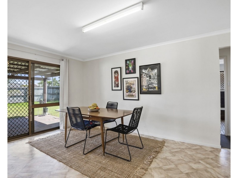 24 Saleng Crescent, Warana QLD 4575