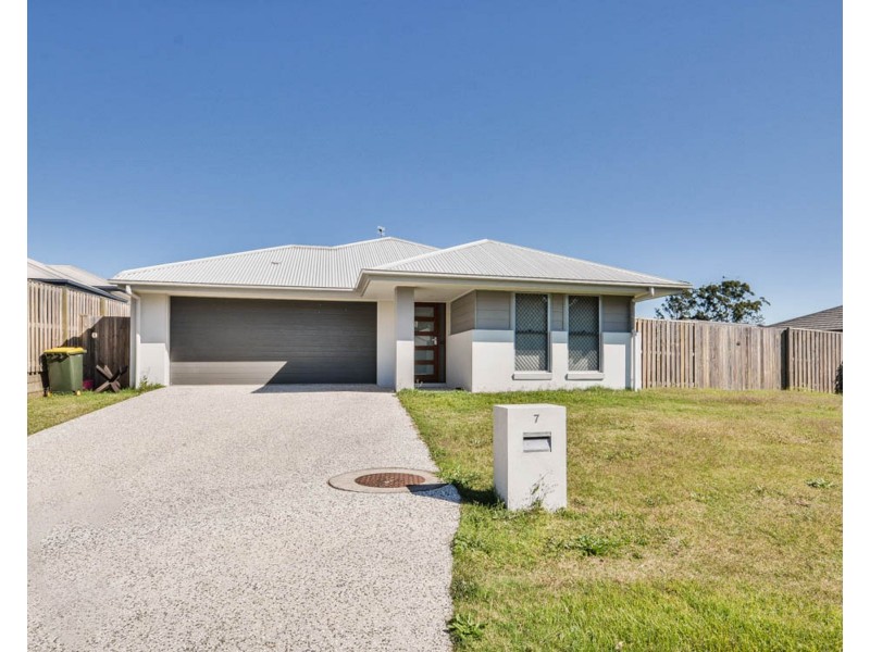 7 Avocet Street, Forest Glen QLD 4556