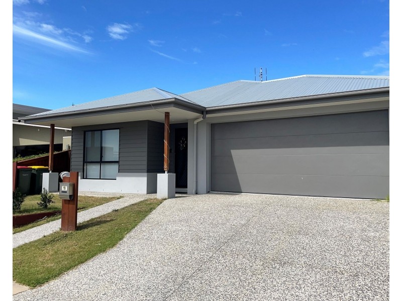 19 Tadorna Street, Palmview QLD 4553