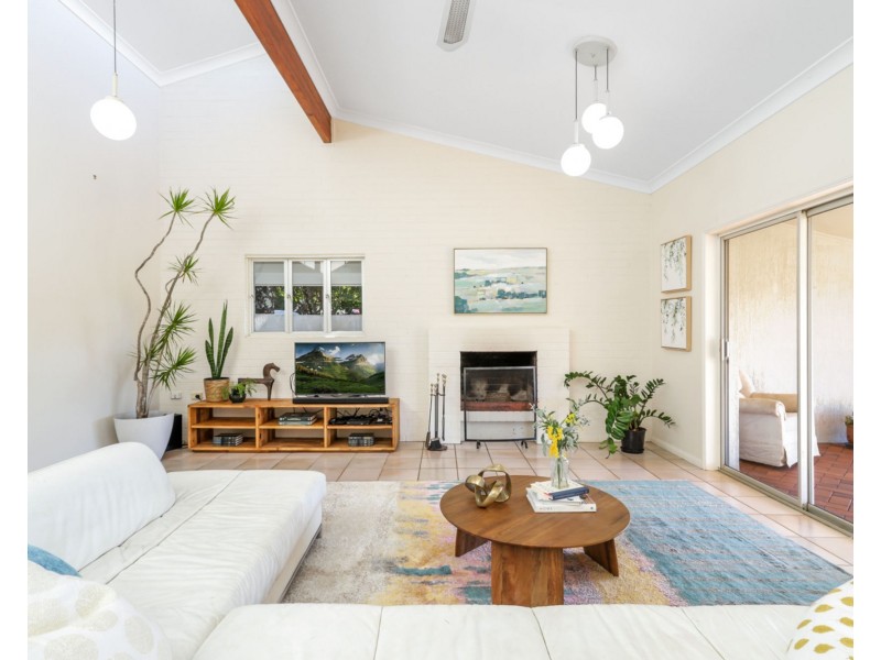 384-398 Blackall Range Road, West Woombye QLD 4559