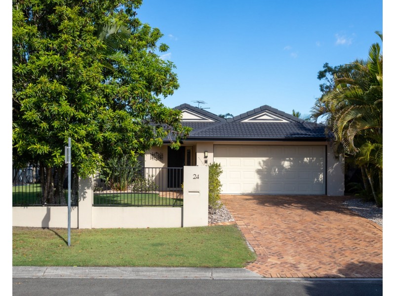 24 Gradorean Street, Pelican Waters QLD 4551