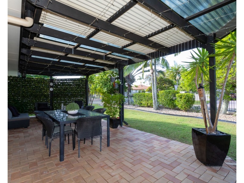 24 Gradorean Street, Pelican Waters QLD 4551