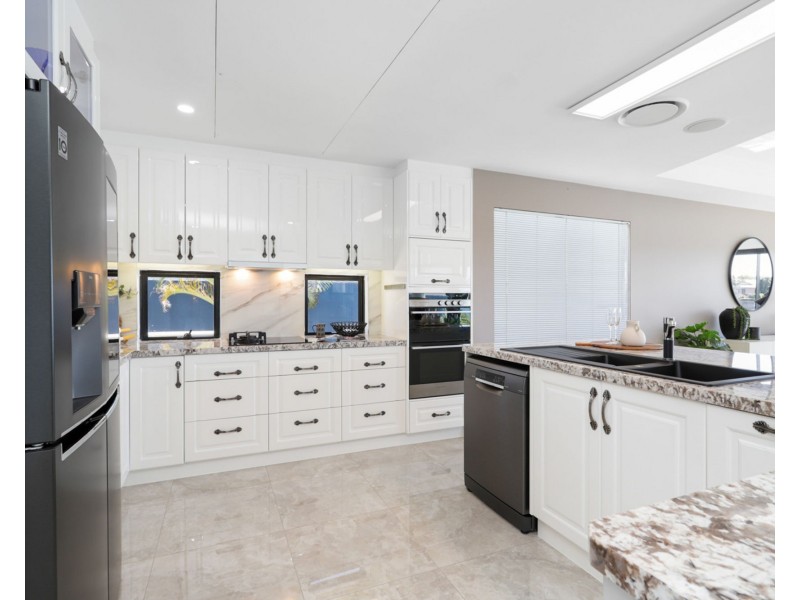 6/1 Raptor Place, Pelican Waters QLD 4551