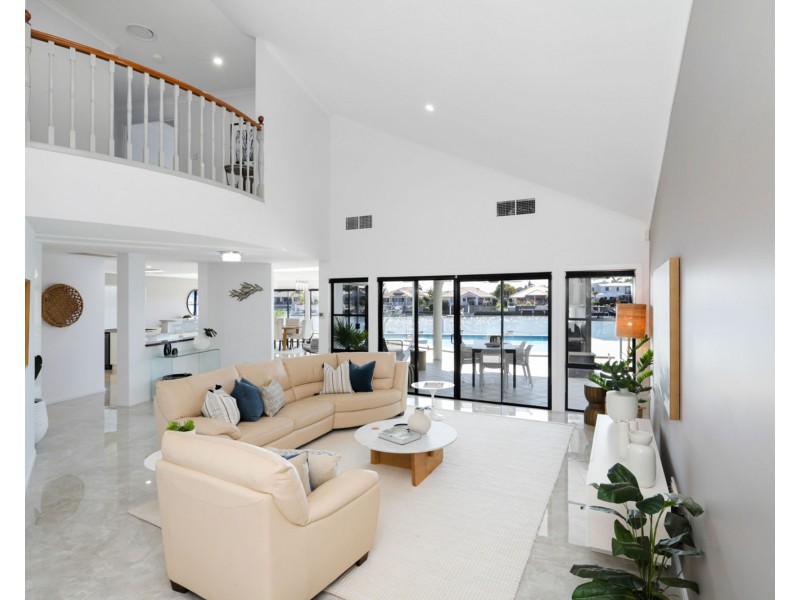 6/1 Raptor Place, Pelican Waters QLD 4551